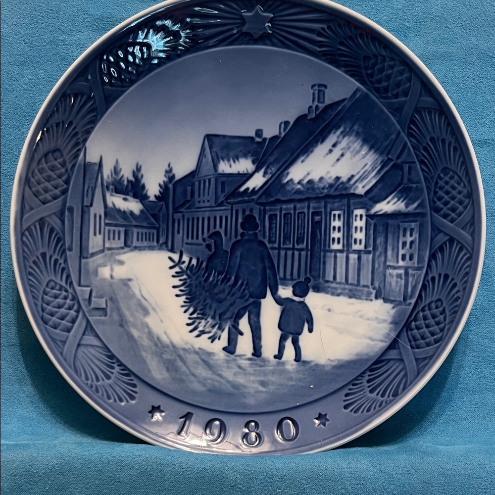 Royal Copenhagen Collectible Plate 1980